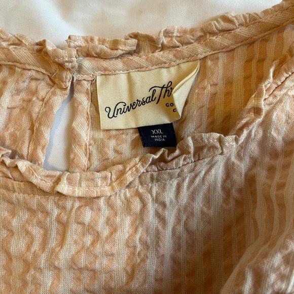 Universal Thread Babydoll Top - Picture 2 of 2